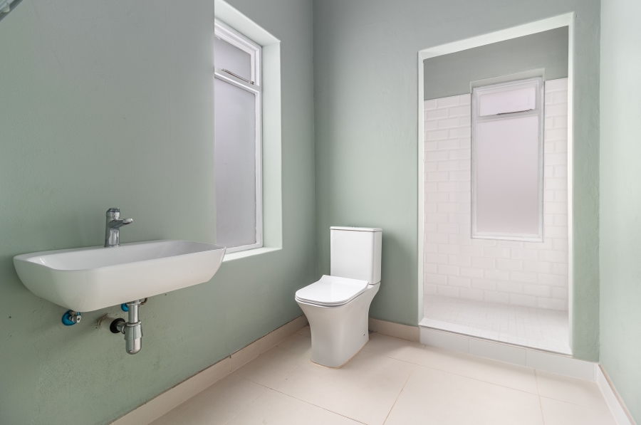 To Let 2 Bedroom Property for Rent in Sea Point Western Cape